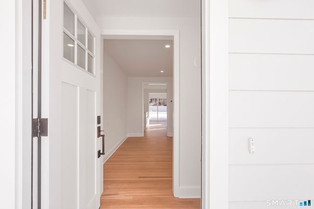 10 Greenwood Avenue, Darien, CT 06820