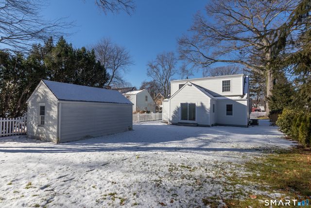 10 Greenwood Avenue, Darien, CT 06820