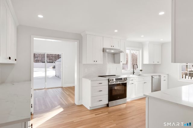 10 Greenwood Avenue, Darien, CT 06820