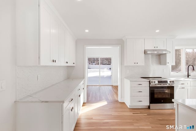 10 Greenwood Avenue, Darien, CT 06820