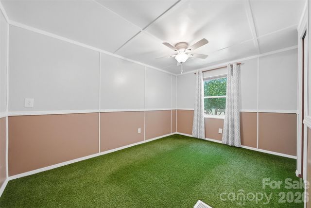 5404 B J Drive, Conover, NC 28613