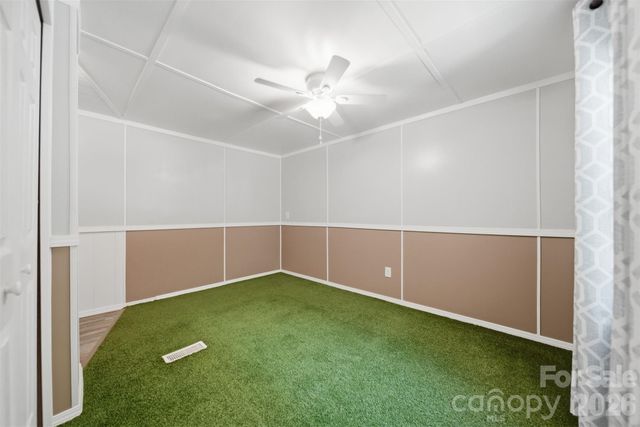 5404 B J Drive, Conover, NC 28613