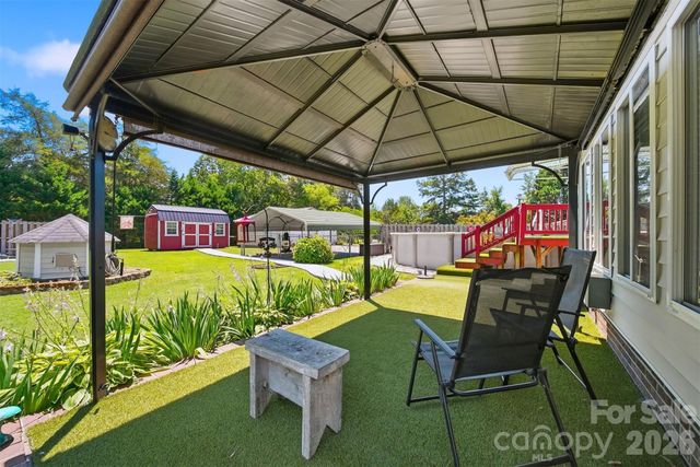 5404 B J Drive, Conover, NC 28613