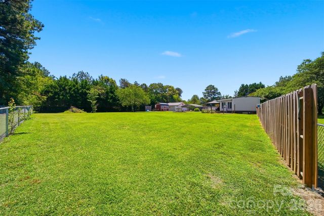 5404 B J Drive, Conover, NC 28613