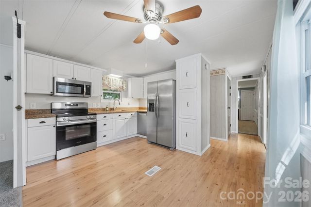 5404 B J Drive, Conover, NC 28613