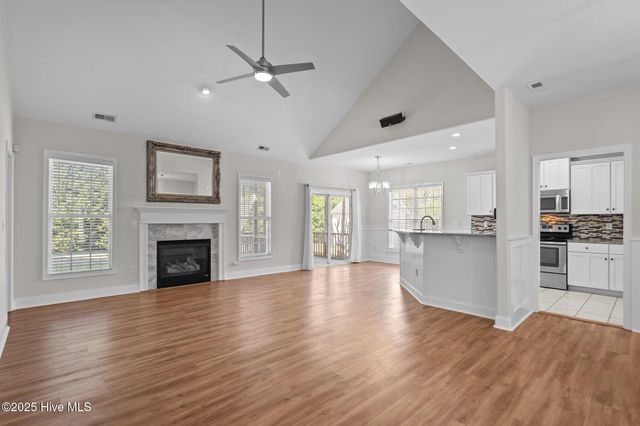 324 Foxwood Lane, Wilmington, NC 28409