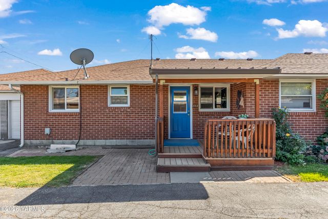 333 N 42nd Ave, Yakima, WA 98908