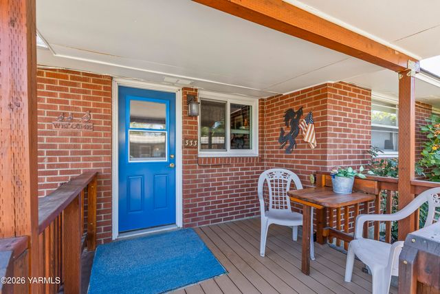 333 N 42nd Ave, Yakima, WA 98908