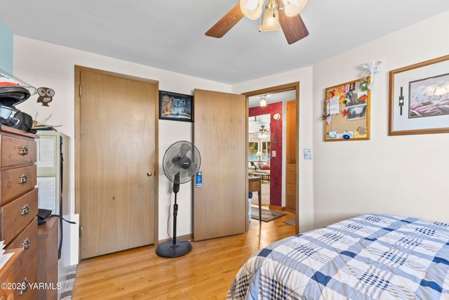 333 N 42nd Ave, Yakima, WA 98908