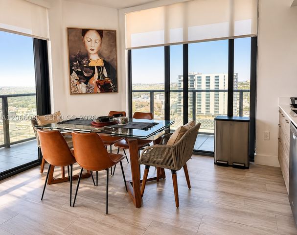 121 NE 34th St 1916, Miami, FL 33137