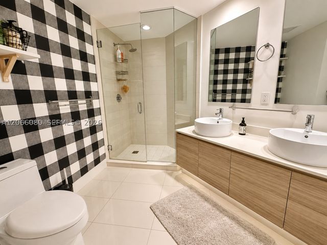 121 NE 34th St 1916, Miami, FL 33137