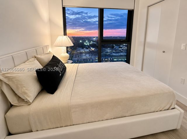 121 NE 34th St 1916, Miami, FL 33137