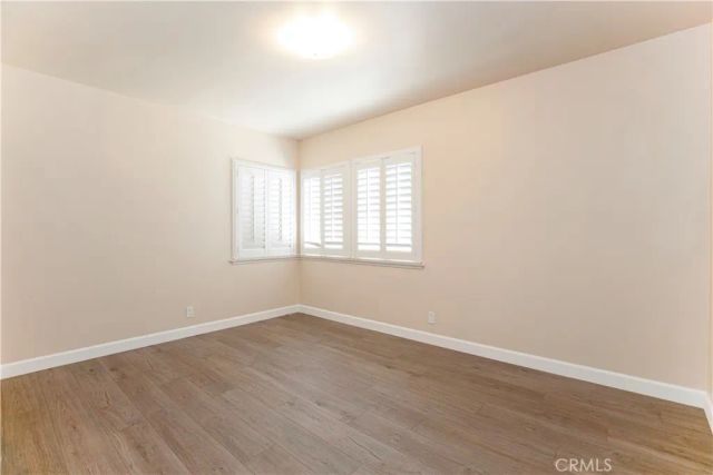 10207 Collett Ave, North Hills, CA 91343