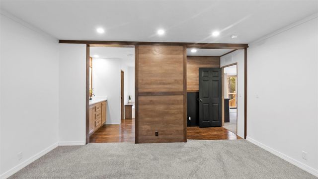 455 Hickory Hill Road, Cleveland, TX 77328