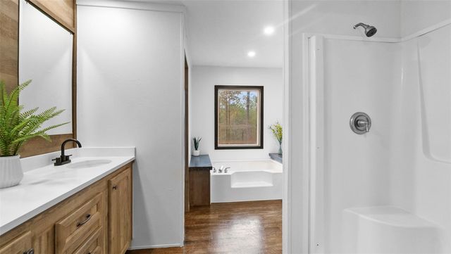 455 Hickory Hill Road, Cleveland, TX 77328