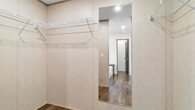 455 Hickory Hill Road, Cleveland, TX 77328