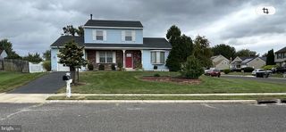 33 BERWICK LN, Sicklerville, NJ 08081