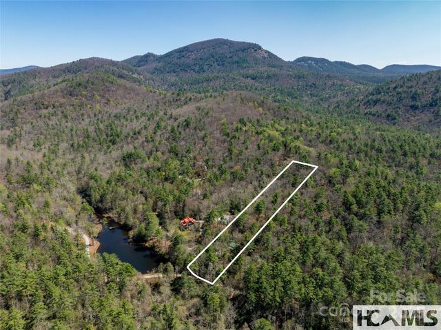 1524 McCall Road, Cashiers, NC 28717