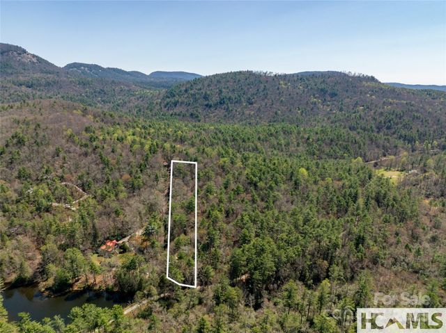1524 McCall Road, Cashiers, NC 28717