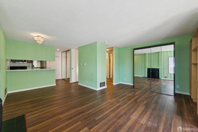 60 Ora Way H101, San Francisco, CA 94131