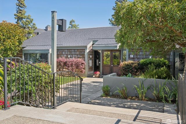 60 Ora Way H101, San Francisco, CA 94131