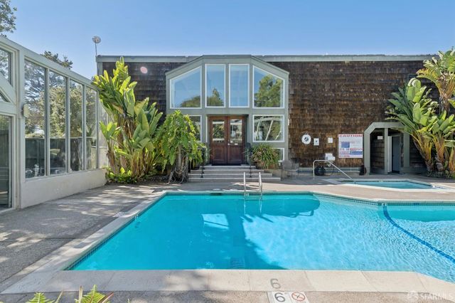 60 Ora Way H101, San Francisco, CA 94131