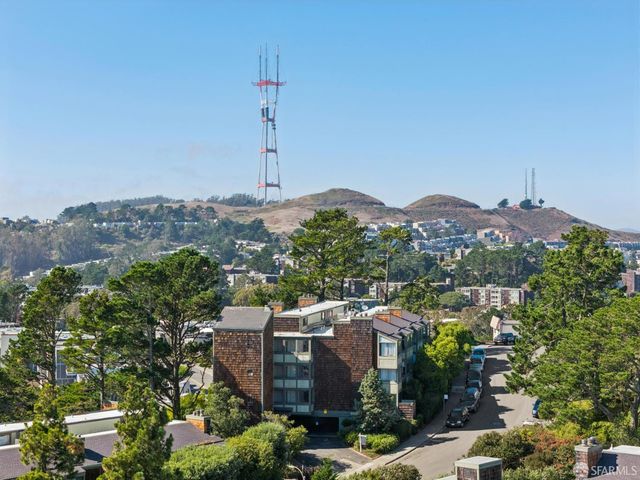 60 Ora Way H101, San Francisco, CA 94131