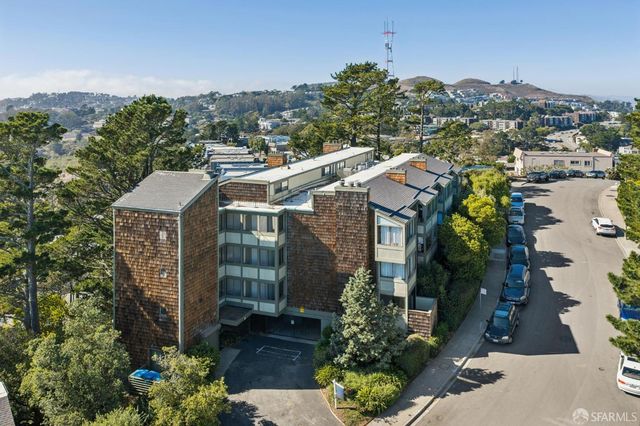 60 Ora Way H101, San Francisco, CA 94131
