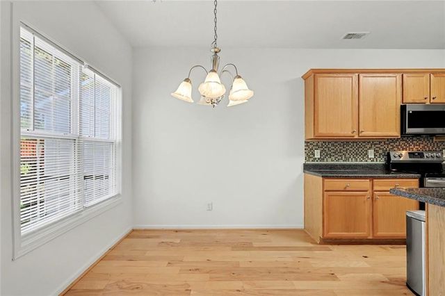 528 Vickers Lane, Locust Grove, GA 30248