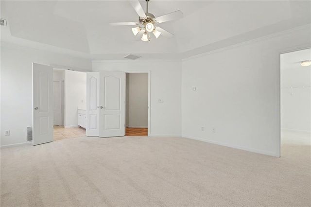 528 Vickers Lane, Locust Grove, GA 30248