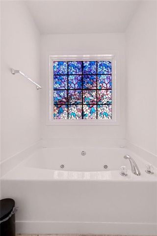 528 Vickers Lane, Locust Grove, GA 30248