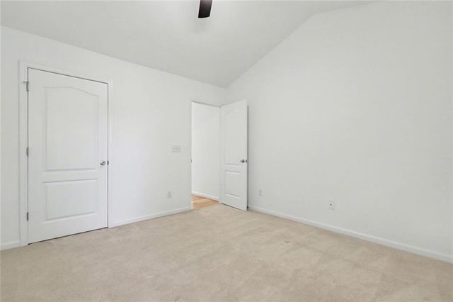 528 Vickers Lane, Locust Grove, GA 30248