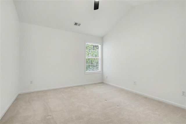 528 Vickers Lane, Locust Grove, GA 30248