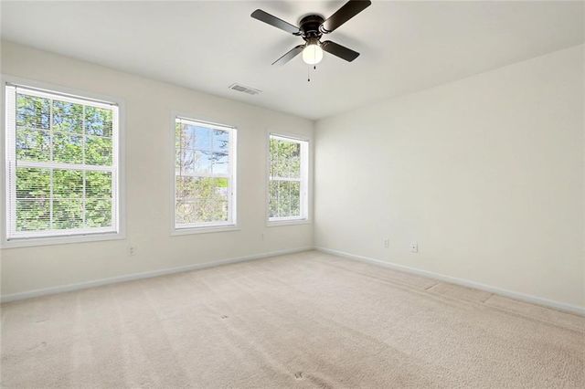 528 Vickers Lane, Locust Grove, GA 30248