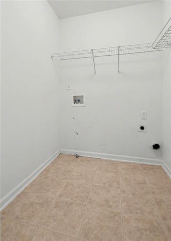 528 Vickers Lane, Locust Grove, GA 30248