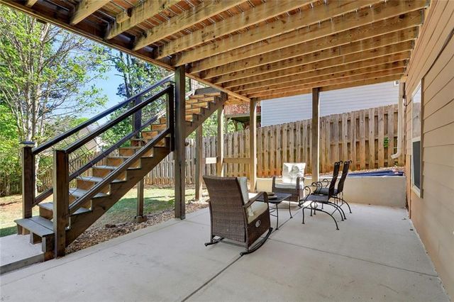 528 Vickers Lane, Locust Grove, GA 30248