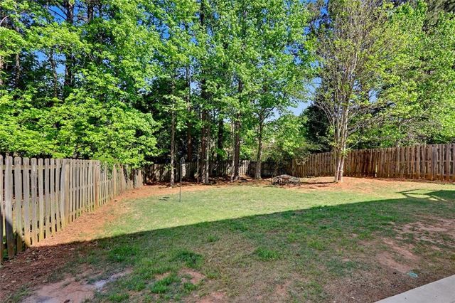 528 Vickers Lane, Locust Grove, GA 30248
