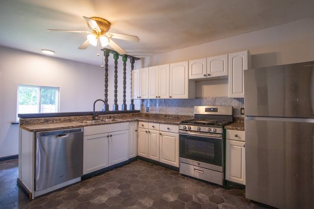 2218 POPLAR Street, Erie, PA 16502