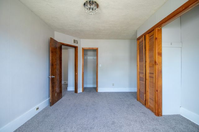 2218 POPLAR Street, Erie, PA 16502