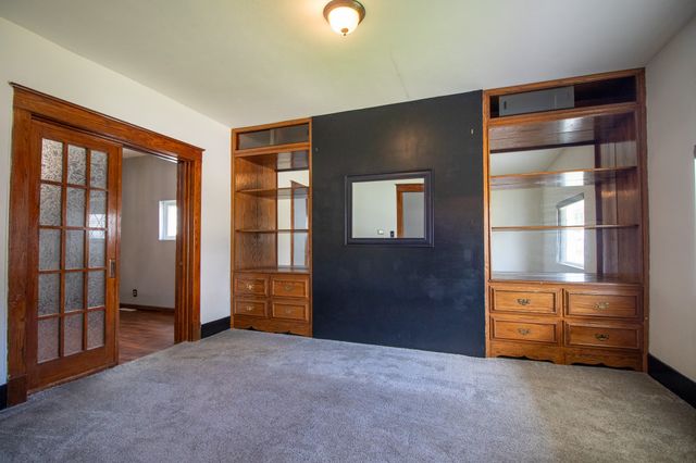 2218 POPLAR Street, Erie, PA 16502