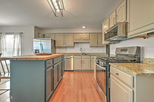 4021 Lakota Place, Kingsport, TN 37664