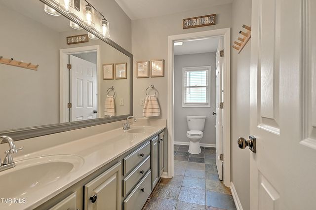 4021 Lakota Place, Kingsport, TN 37664