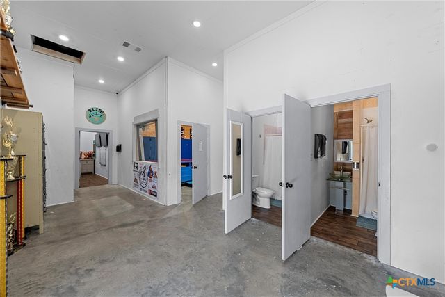 206 Navajo Trail, Gatesville, TX 76528