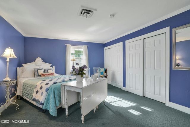 919 N Ocean Avenue, Mantoloking, NJ 08738