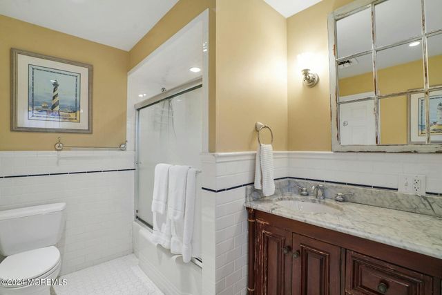 919 N Ocean Avenue, Mantoloking, NJ 08738