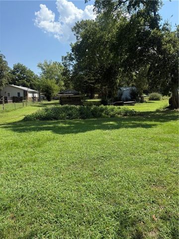 420 W 5th, Plainview, AR 72857