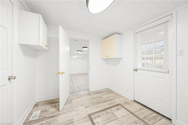 108 Wintergreen Road, Winston-salem, NC 27107