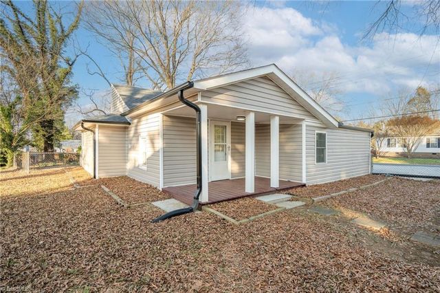 108 Wintergreen Road, Winston-salem, NC 27107