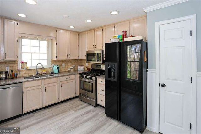 59 Cedar Way, Dallas, GA 30132