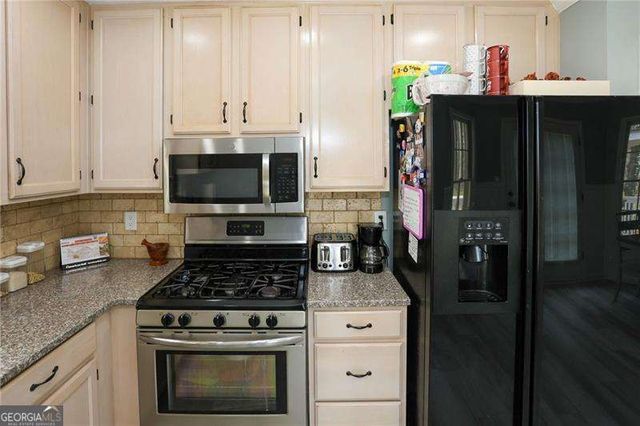 59 Cedar Way, Dallas, GA 30132